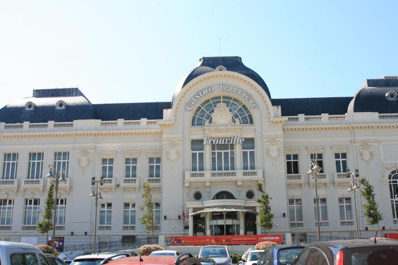 Studio En Plein Coeur De Trouville エクステリア 写真