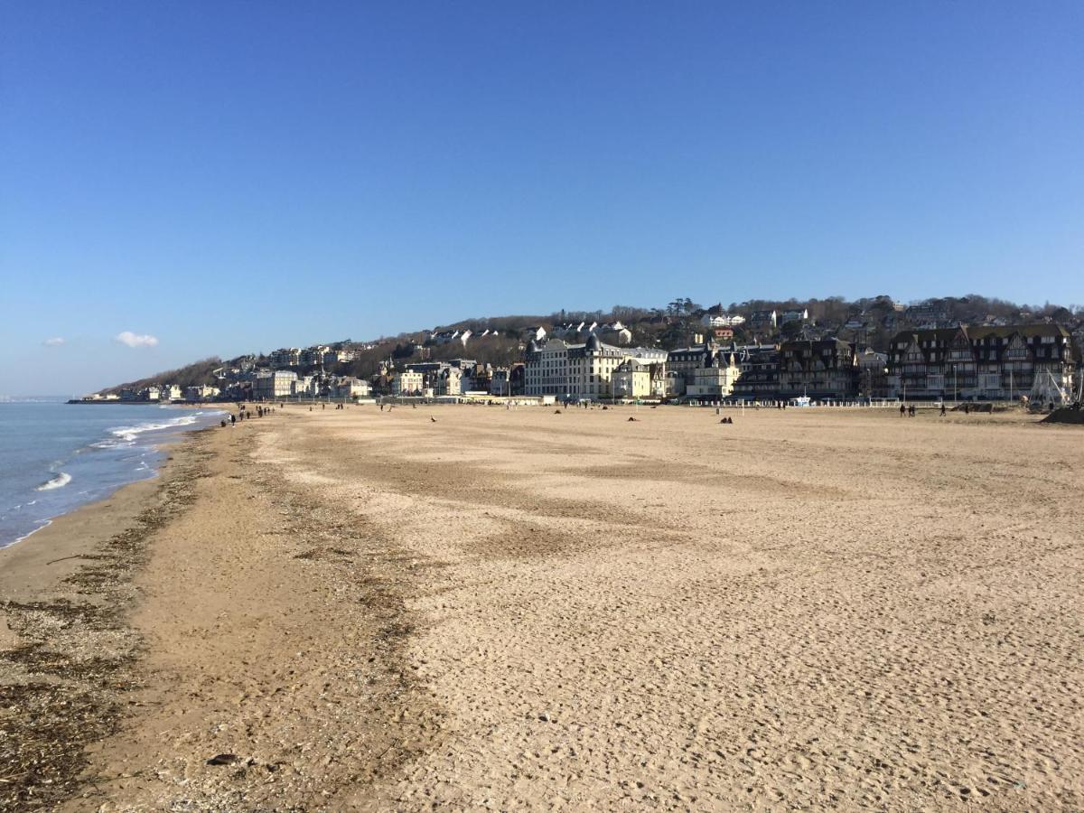 Studio En Plein Coeur De Trouville エクステリア 写真
